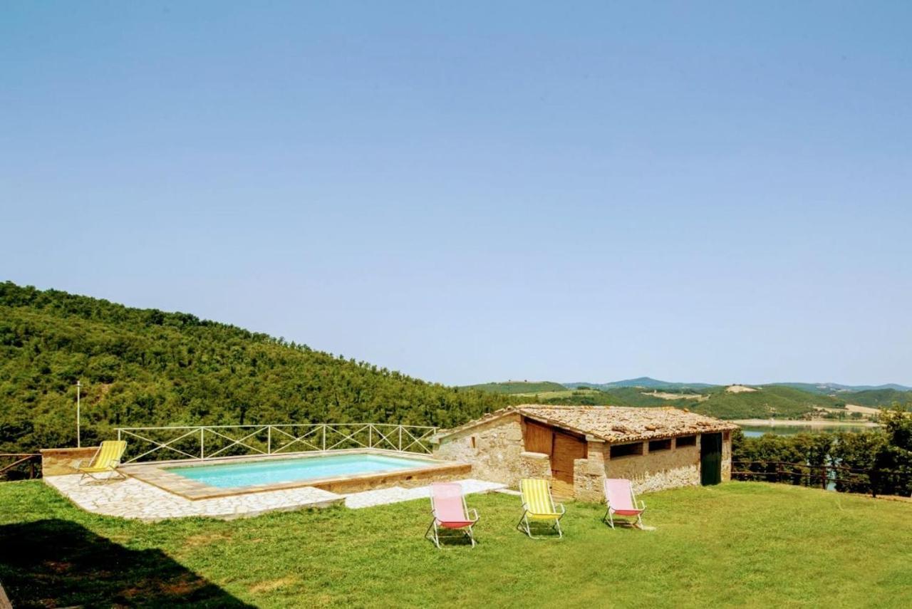 Casale Al Lago Con Piscina E Sauna Corbara  外观 照片