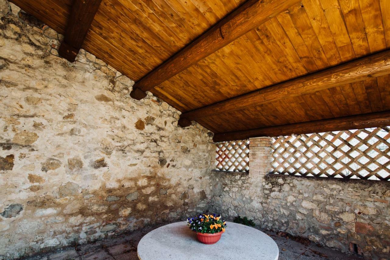 Casale Al Lago Con Piscina E Sauna Corbara  外观 照片